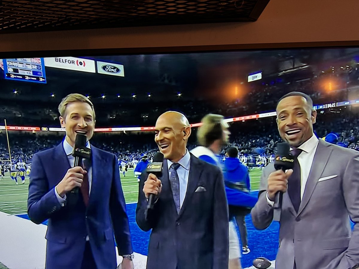 springfish's tweet image. Are these guys #ai ?#WildCardWeekend #LARams