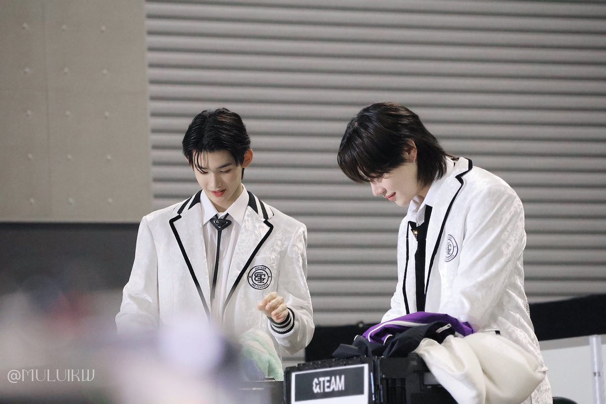 240114 &TEAM プレミアムサイン会 プレサ 名古屋 この2人遠くて