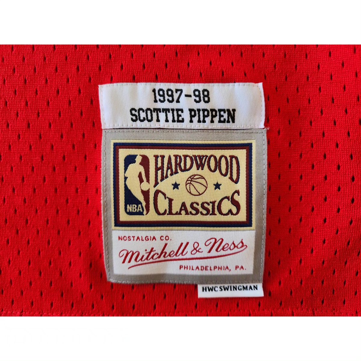 nba_jerseys_arg's tweet photo. Camiseta #NBA Mitchell &amp; Ness Chicago Bulls. Scottie Pippen. Talle L (56 × 75cm). Nueva. Original https://t.co/C0hvUXMi8d