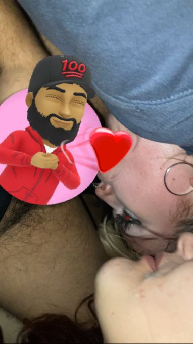 Full video on my only fans https://t.co/8M0yedfrkz