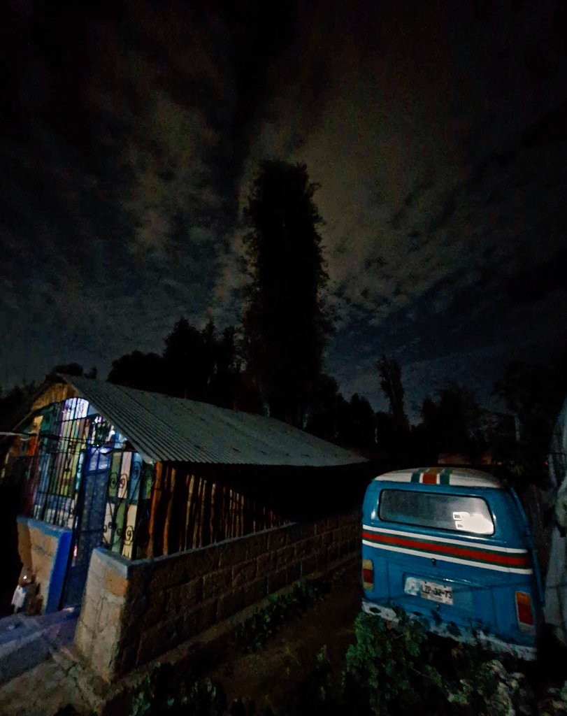 tuleleii's tweet photo. The hut, the combi and the chinampa.
#Chinampa #Xochimilco #Tuleleii #Moonlight #VW #Tlaxialtemalco #Night #Ahuejote #Cabaña https://t.co/GrLmyLlNfq