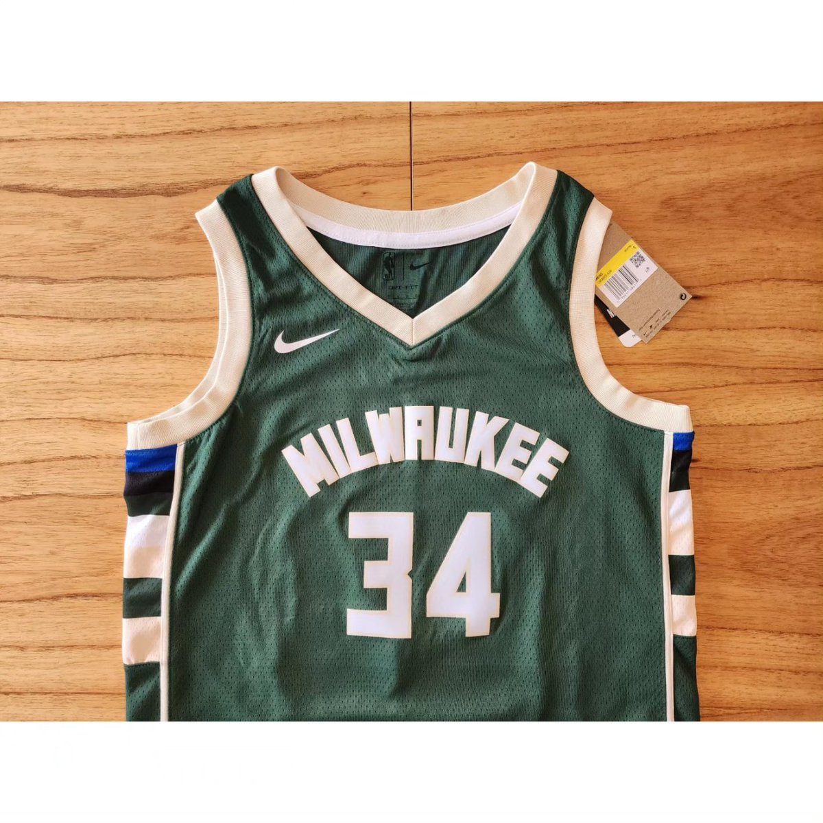 nba_jerseys_arg's tweet photo. Camiseta #NBA Nike Swingman Milwaukee Bucks Icon Edition. Giannis Antetokounmpo. Talle S/40 (47 × 71cm). Nueva. Original https://t.co/PIIcJFh1A4