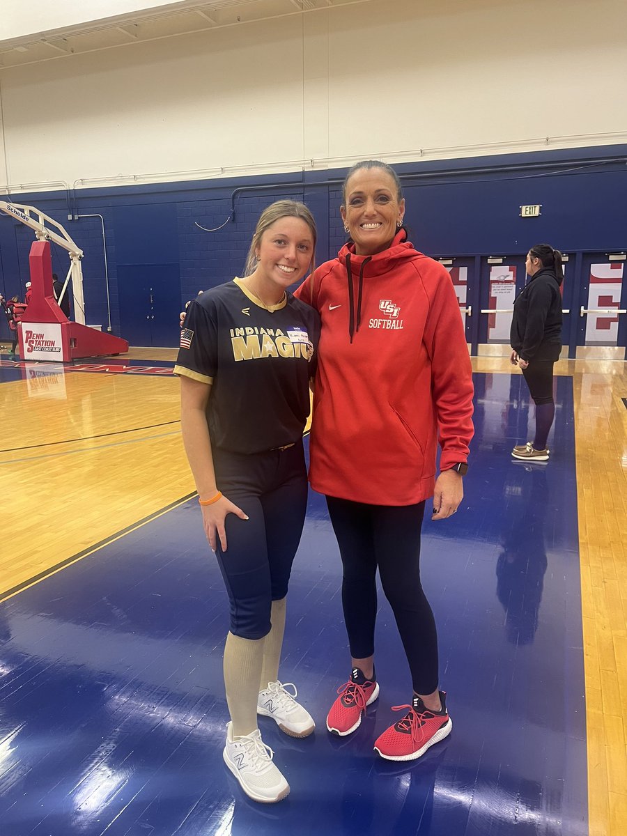 I had a great time at the @USISOFTBALL pitching camp. Can’t wait to use the new drills I learned and be back in the future! @kunkle18 @MagicNeace