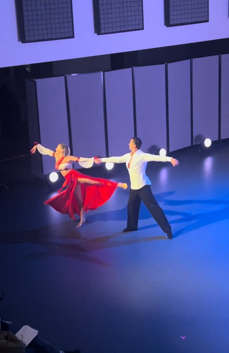 Kolodanceshow's tweet photo. Great time presenting KOLO Dance Show during @BookingDance on Broadway! Curated by Jodi Kaplan. Looking forward to more performances and exciting collaborations in 2024!

#NYC #apap #bookingdance #broadway #ballroomdance https://t.co/yVeiEIl710
