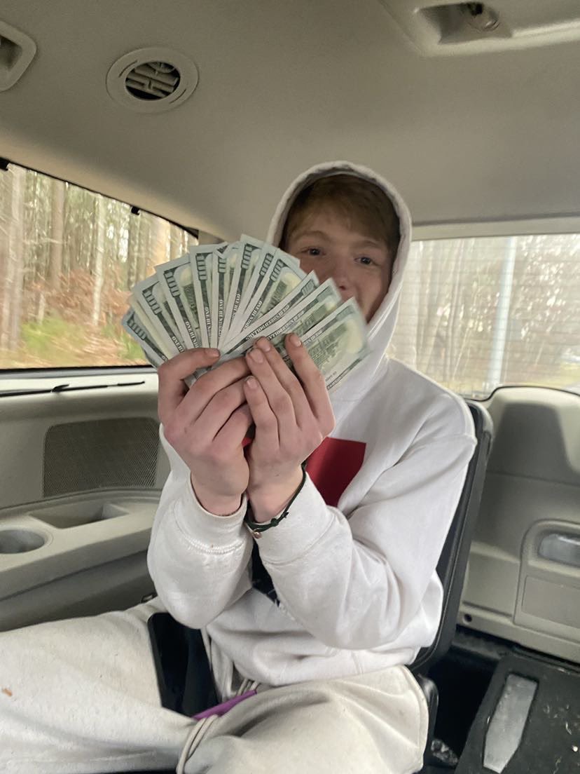 OracleWTFF's tweet image. That shit you pullin' out on camera, that's my gas money