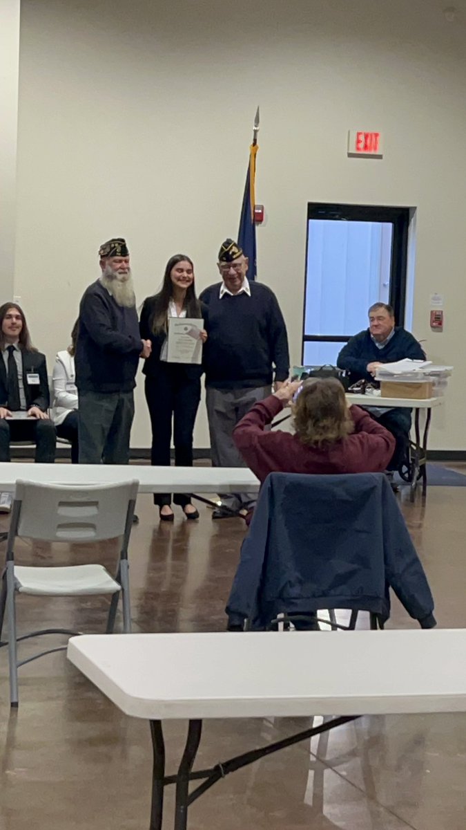 MEHTA WINS DISTRICT ORATORICAL CONTEST

Murray High Junior Marli Mehta won the 2024 First District American Legion High School Oratorical Contest held in Eddyville, Kentucky Sunday afternoon. #emulate #speechanddebate #murrayschools