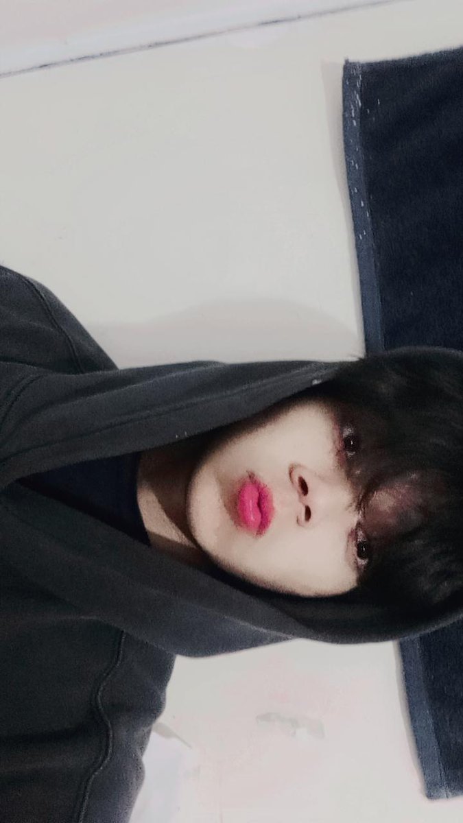 nayeover's tweet photo. Its My Girlfriend Yunjin<3
#FearnotSelcaDay #FNSD #FSD #FearnotSD #LESSERAFIM #YUNJIN  #사쿠라
@IM_LESSERAFIM
@le_sserafim https://t.co/SwLGaB6Wrv