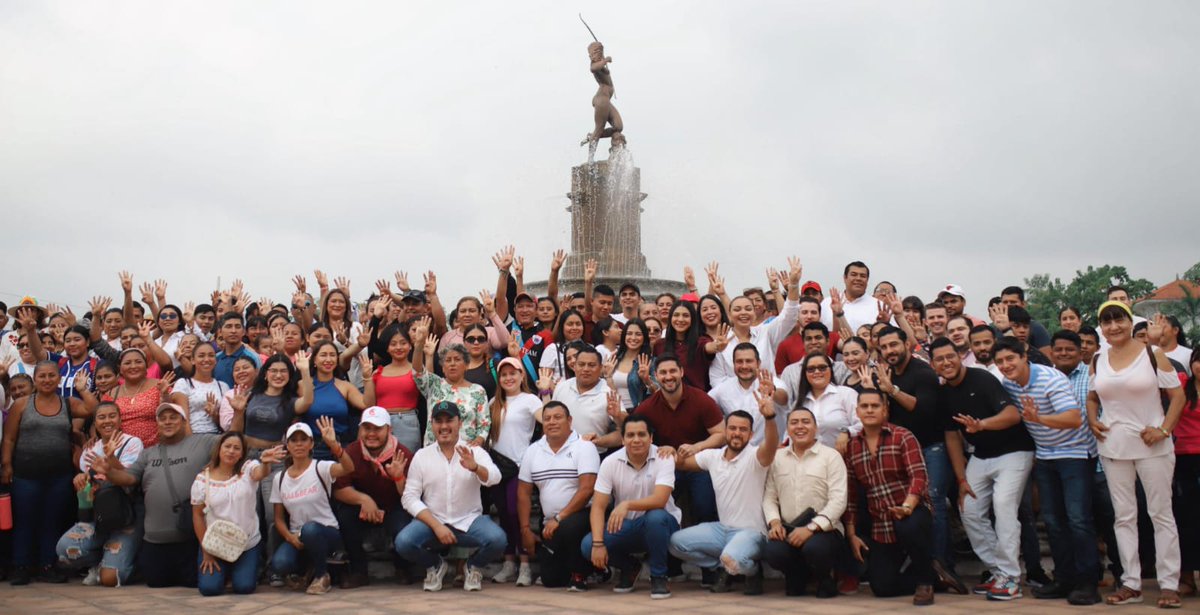 Falconjeff's tweet photo. Los Jóvenes de #Tabasco estamos con #Claudia

#NoTeDetengas para que continúe la #Transformación 
#JovenesConClaudia https://t.co/rgS8MAGLVM