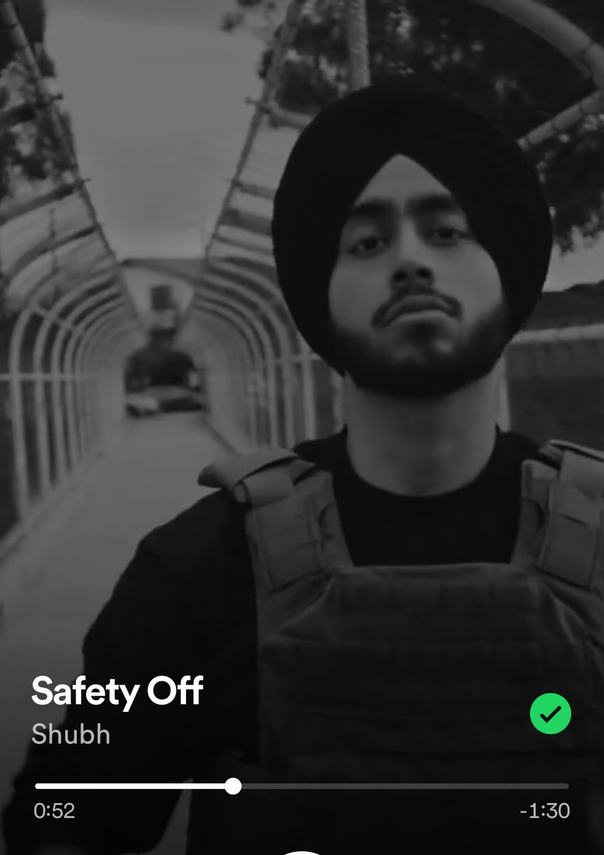 aapboliye3003's tweet photo. Safety offffffff!!! 
12 bore! 
Shubh!
Must listen! 

#dogle #hitt #punjab #safetyoff #shubh https://t.co/4vwzpCxo3L