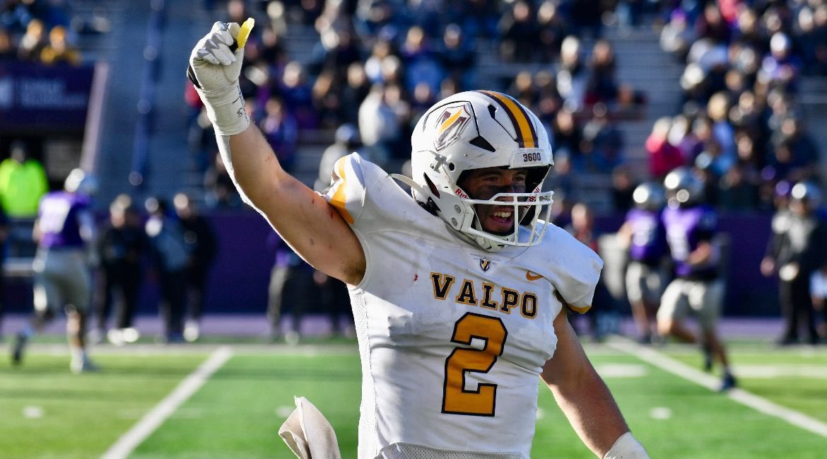 #AGTG Blessed to receive an offer from Valpo State!