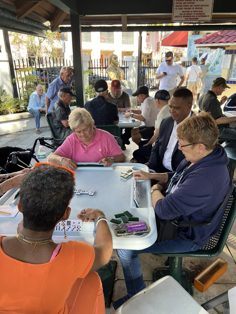 StanleyforFla's tweet photo. I always have a great time at Domino Park. It’s a great place to connect with the community and a true Miami staple.
#dominopark #dominoes #littlehavana #miami #miamidade #miamidadecounty #mdc #cityofmiami #miamibeach #miamiparks #miamiflorida #senate #senator #floridaelections #stanleyforflorida #campbell2024 #ussenate