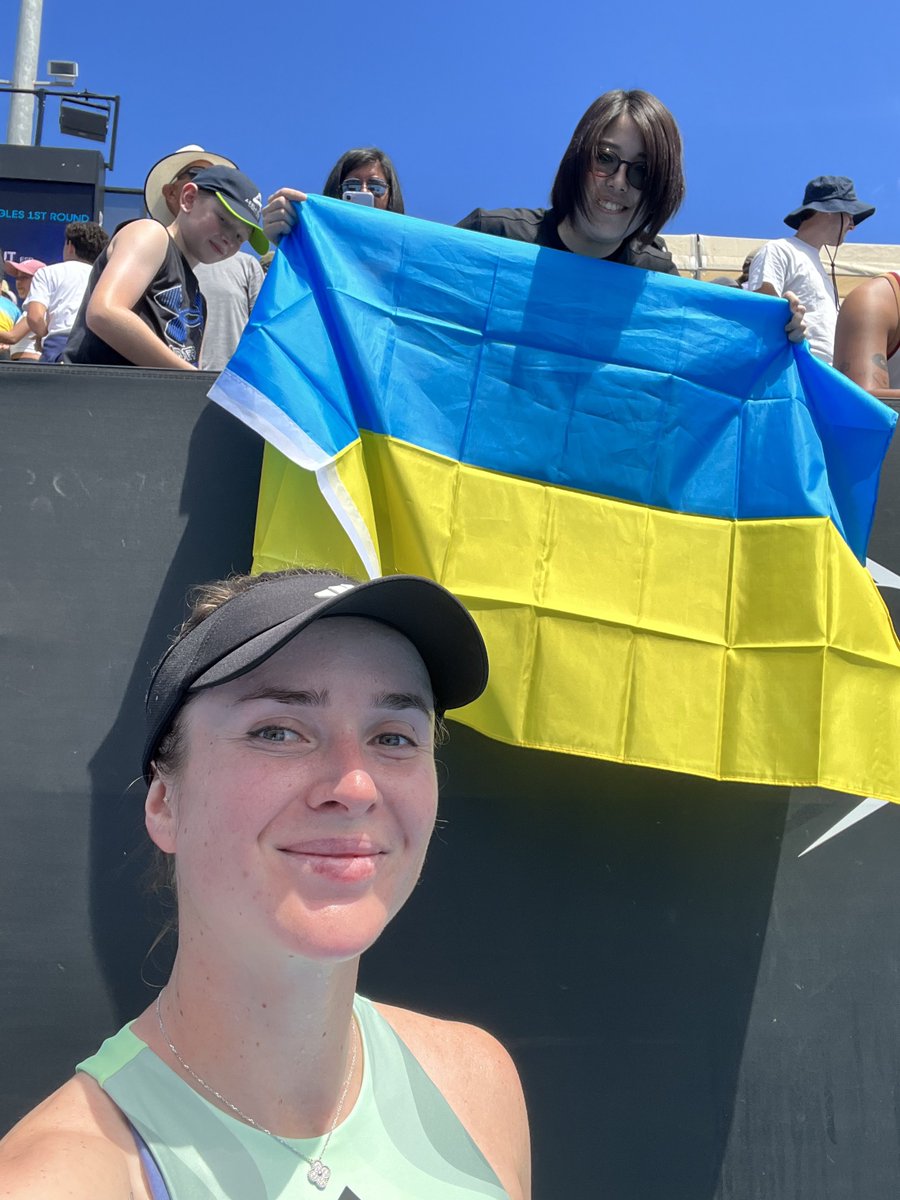 #AO2020 and #AO2024 <a href="/ElinaSvitolina/">Elina Monfils</a> 
Same studium, same flag 💙💛