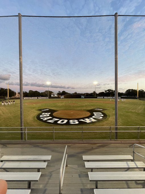 HSBaseballField's tweet photo. Brazoswood High School (Clute, Texas) #GoBucs @BucBaseball @PBR_Texas @DannyMassey44 @BrazosportISD @BwoodBucs @TxHS_Baseball @THSBCA #HsBaseballFields https://t.co/iSdgSljVf7