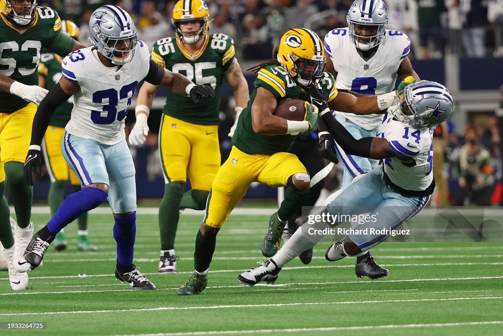 GettySport's tweet photo. The Green Bay Packers dominated for much of a 48-32 win over the Dallas Cowboys in Texas to move on to the divisional round against the top-seeded San Francisco #49ers. 📷: Richard Rodriguez, Michael Owens, Ron Jenkins #WildCardWeekend #NFL #GBvsDAL https://t.co/wC0Mgbjht2