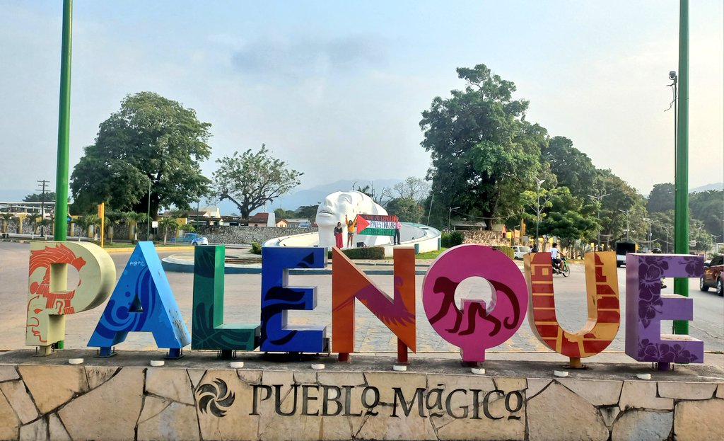 MexconPalestina's tweet photo. Palenque, CHIAPAS, con Palestina.

¡Viva Palestina Libre!
¡Alto al genocidio!
¡Abajo la colonización!

#PalestinaLibre 
#MéxicoPalestina https://t.co/aFzPz1PQHA