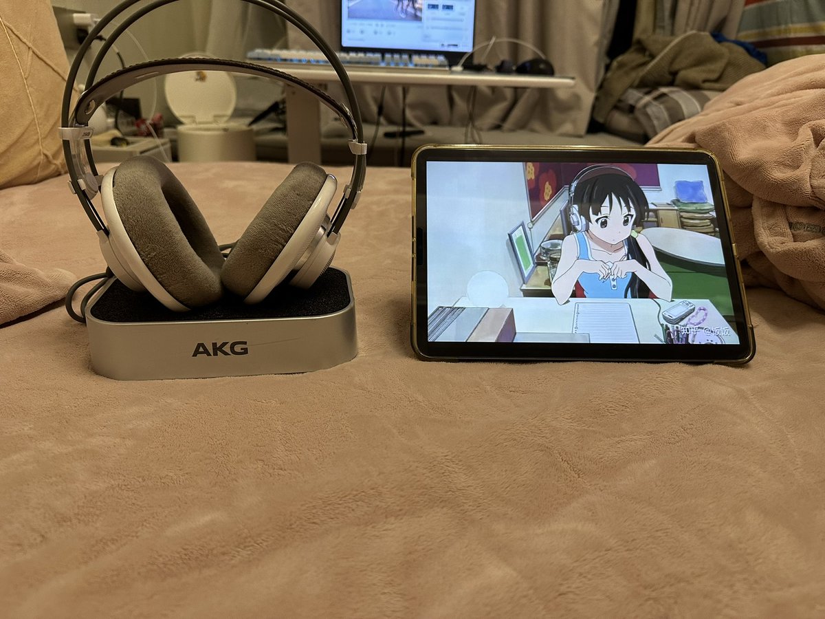 mianmiandayo's tweet photo. k701到祸了 但是我直接插电脑没声音 
等小尾巴到货了试试 也许是不兼容 https://t.co/xYqW1EDt4h