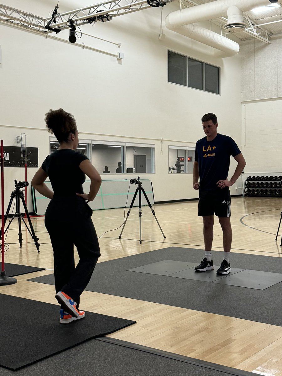 USCSportsSci's tweet photo. Some snapshots from today's performance testing sessions w/ @LAGalaxy at @meyersportLA !! ⚽️💪 https://t.co/sca9liL0Ao