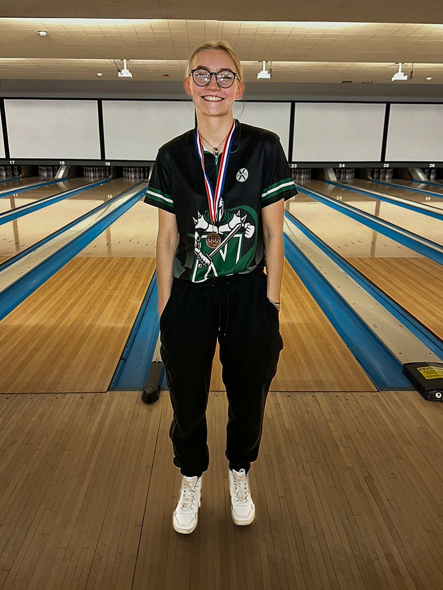 Congratulations to Abby Toronski who earned all-tournament honors, finishing 5th individually with games of 161, 188, and 208 for 557 series.  Good Bowling Abby!   Kolbey Lewin was next with a 548 series (195,195,158) and Kaitlyn McNutt had games of 154,210,179 for a 543 series.
