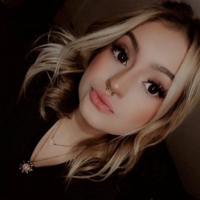 ash_riveraa's tweet photo. #NewProfilePic https://t.co/WYdFC8B764