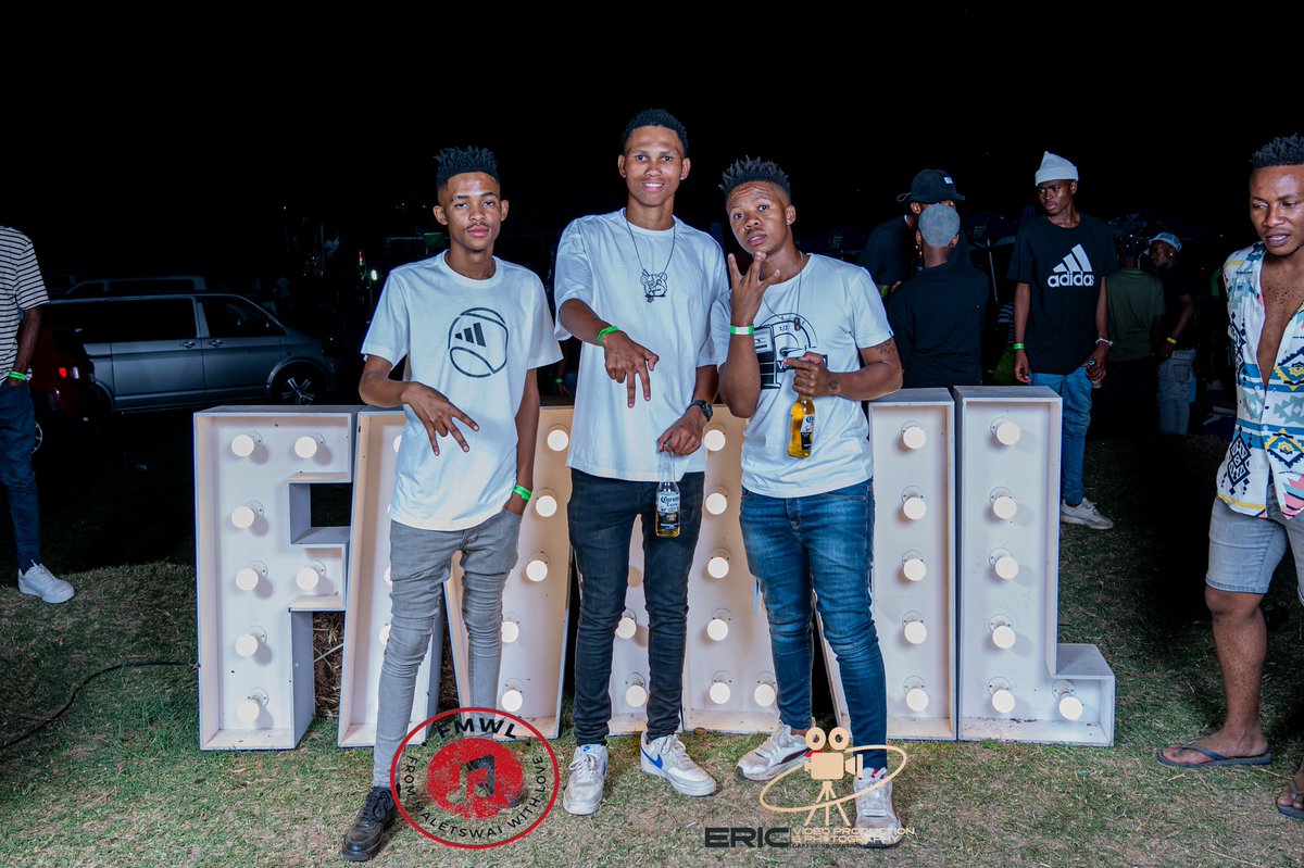 ERICVP10's tweet photo. We also cover gigs of any magnitude all ober. DM for more info. #EricVPMobile #capturinglifetimemories @GeorgeMokwena_ https://t.co/PBuYR0ULvG