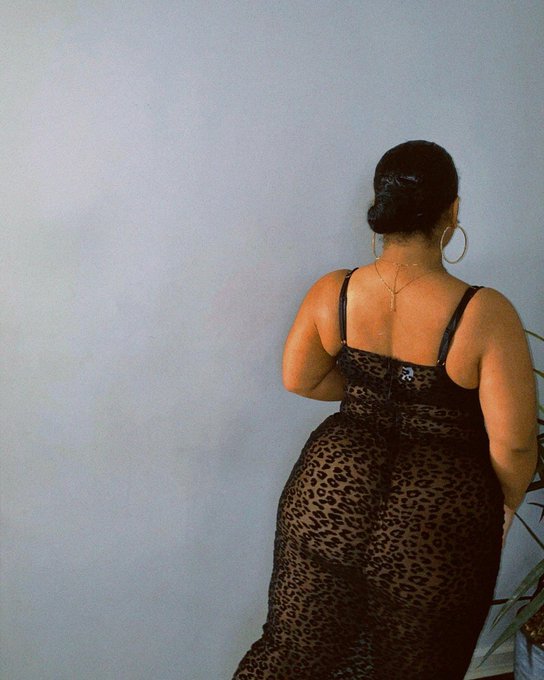 Good &amp; plenty for you.🖤💫 https://t.co/drg93gH6QQ