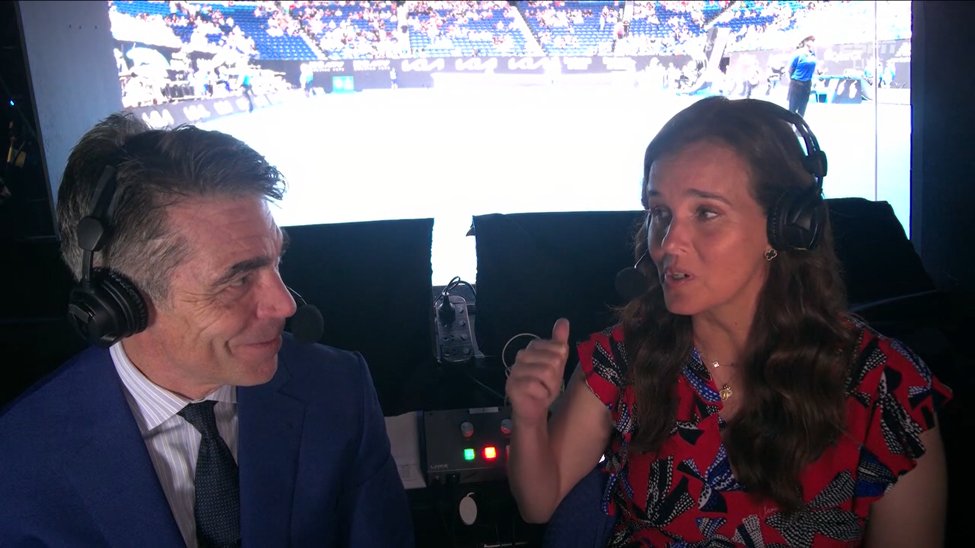Pretty amazing that a week ago @cbfowler had just called an #NFL game and was prepping for the #NationalChampionship Now halfway around the world, Chris is calling the #AusOpen for ESPN at Rod Laver in Melbourne. Salute to one of the top play-by-players in the business.