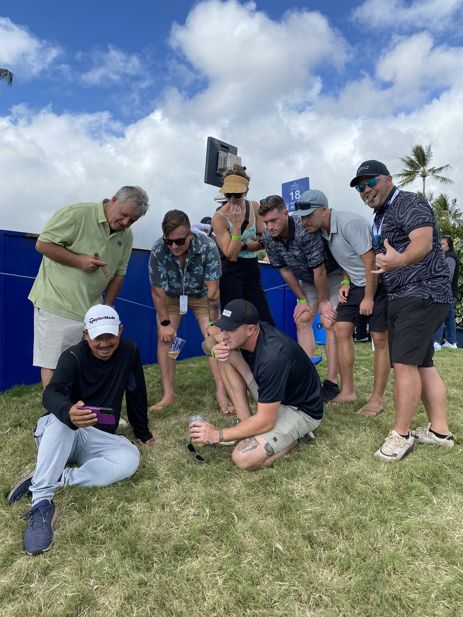 WCoop95's tweet photo. Last year waiting for potential playoff at #sonyopenhawii on 18 tee box and then this year! Photo by the same lady working the event. Thank you for all the memories! #Sonyopen #PGATour https://t.co/SSQAfzE8Vh