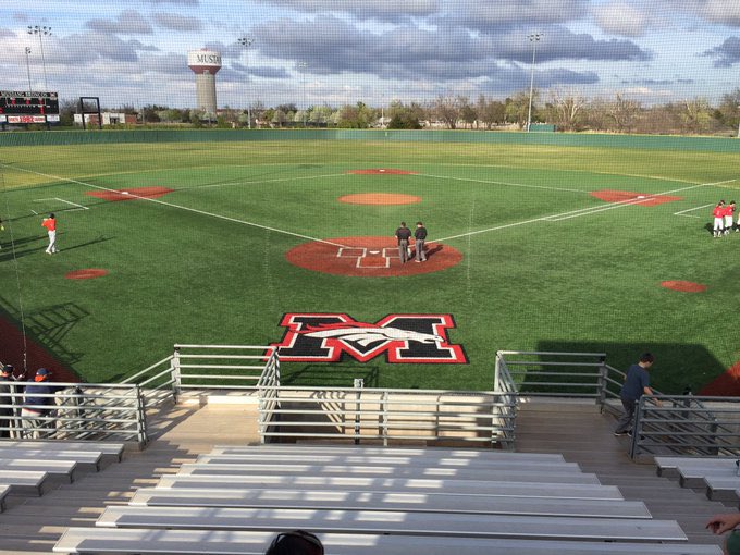 HSBaseballField's tweet photo. Mustang High School (Mustang, Oklahoma) #GoBroncons @BaseballBroncos @MHSBroncoSports
@mustangtimes @MustangSchools
@PBR_Oklahoma @FiveToolOK
#HSBaseballFields https://t.co/xgc1idhs5s