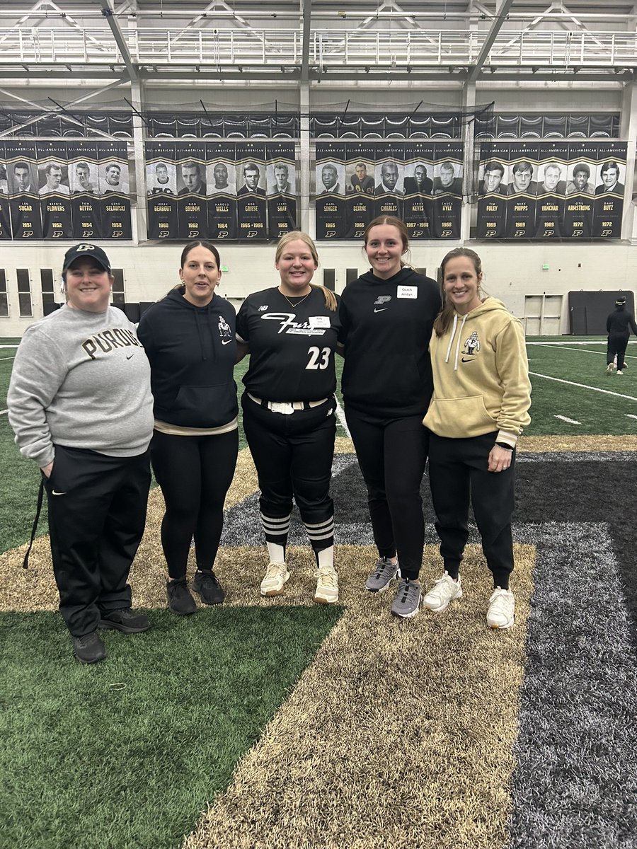 Addy Thomas tweet media