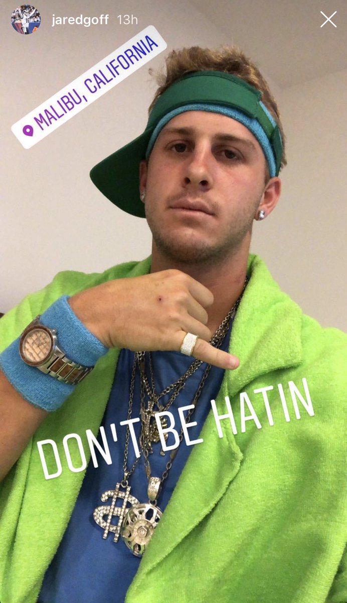 barstoolsports's tweet image. Just watching these two QBs sling TDs all night