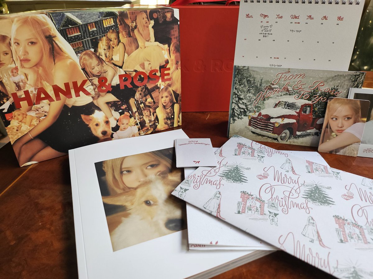 nissykpop's tweet image. I think this is one of the prettiest season&apos;s greetings I&apos;ve seen 🎄❄️🎄

#blacking #hankrose #rose