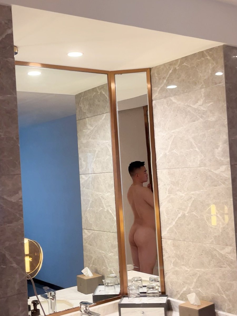 Boy10032's tweet photo. 求打桩 https://t.co/V7XLslDIy8