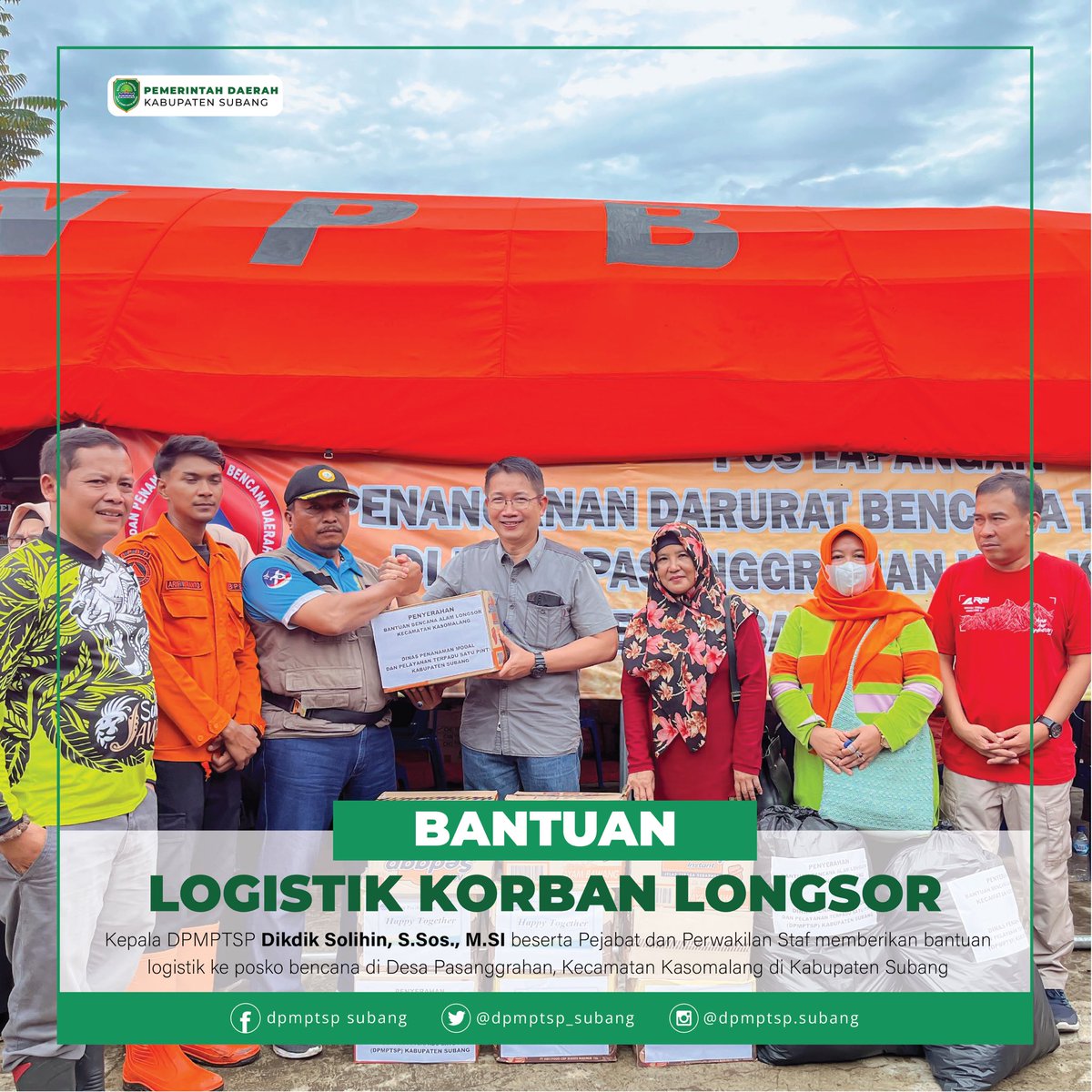 Dpmptsp_Subang's tweet photo. Pada Hari Jum'at Tanggal 12 Januari 2023 berlokasi di Desa Pasanggrahan, Kecamatan Kasomalang telah dilakukan Kegiatan Pemberian Bantuan Logistik Kepada Korban Longsor.

Penyerahan Bantuan Logistik diserahkan langsung ke Posko Bencana dan diterima langsung oleh Camat Kasomalang. https://t.co/WBOyss3tx9