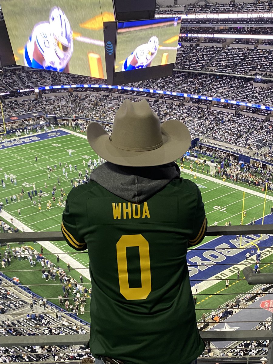 pabwhoa's tweet photo. Best Night of my Life💚💛💚💛 https://t.co/1AW0N4GYHb