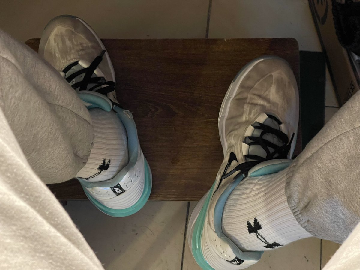 crp1232's tweet photo. 桂林最近好冷🥶🥶�� https://t.co/cGwumpQVes