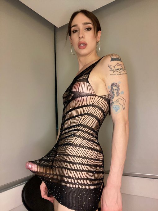FREE NOW ⬇️😈  https://t.co/B4910xT64L https://t.co/mcO4Ax8BPr
