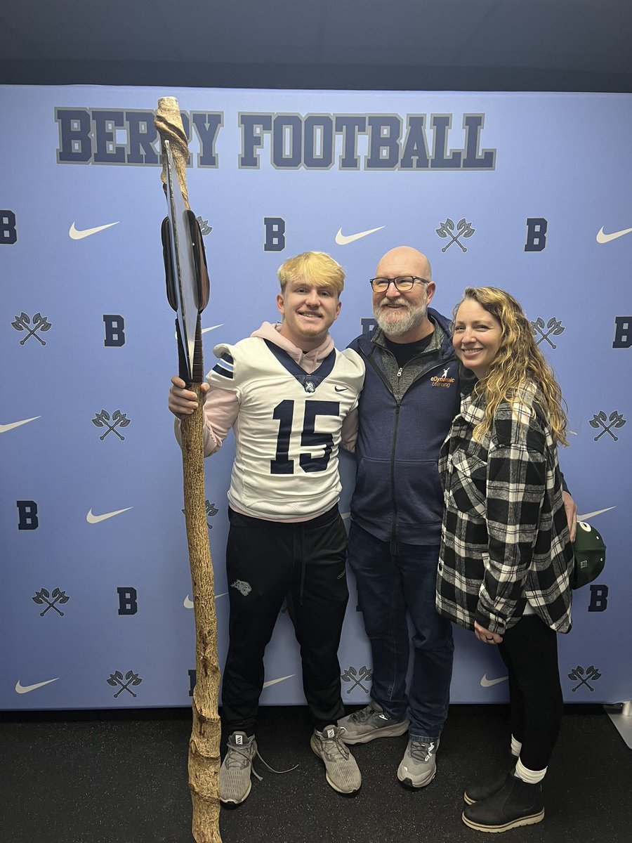 Clayton Mains tweet media