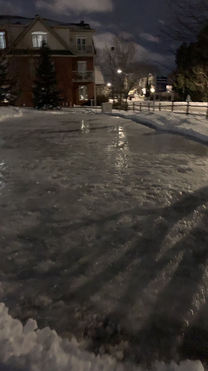 St_AmbroisePark's tweet photo. We continue our daily efforts in flooding and prepping the ice surface of our #ODR #PuddleRink so the community kids can start skating soon. Fingers crossed for cold temperatures 🥶 Base ice is starting to look good! #Vanier #MyOttawa Hosers @Guy_Theriault https://t.co/JF7Ut4ftp6