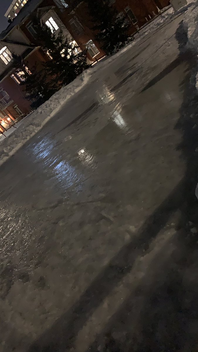 St_AmbroisePark's tweet photo. We continue our daily efforts in flooding and prepping the ice surface of our #ODR #PuddleRink so the community kids can start skating soon. Fingers crossed for cold temperatures 🥶 Base ice is starting to look good! #Vanier #MyOttawa Hosers @Guy_Theriault https://t.co/JF7Ut4ftp6