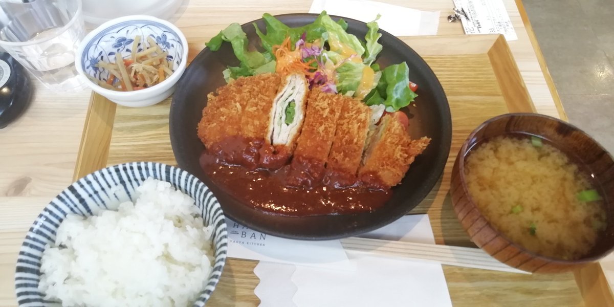 奈良県は郡山市にある花一番さんでミルフィーユカツ🍀😋👍