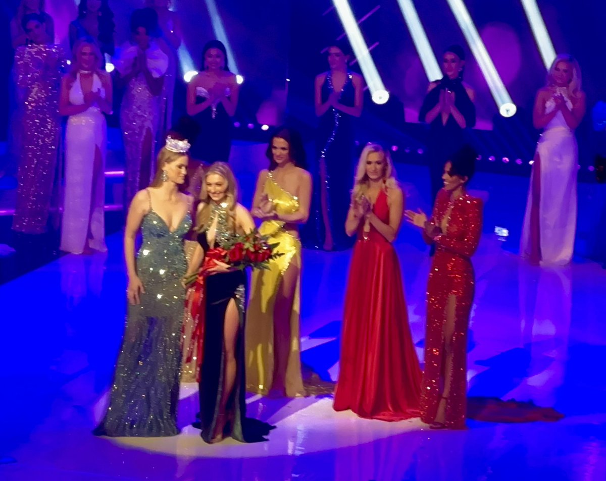 wpro's tweet photo. Caroline Parente, Miss Rhode Island finishes 4th Runner-up to @MissAmerica -SK #WPRO 
📸: Donna Klamkin https://t.co/90widHOJpR