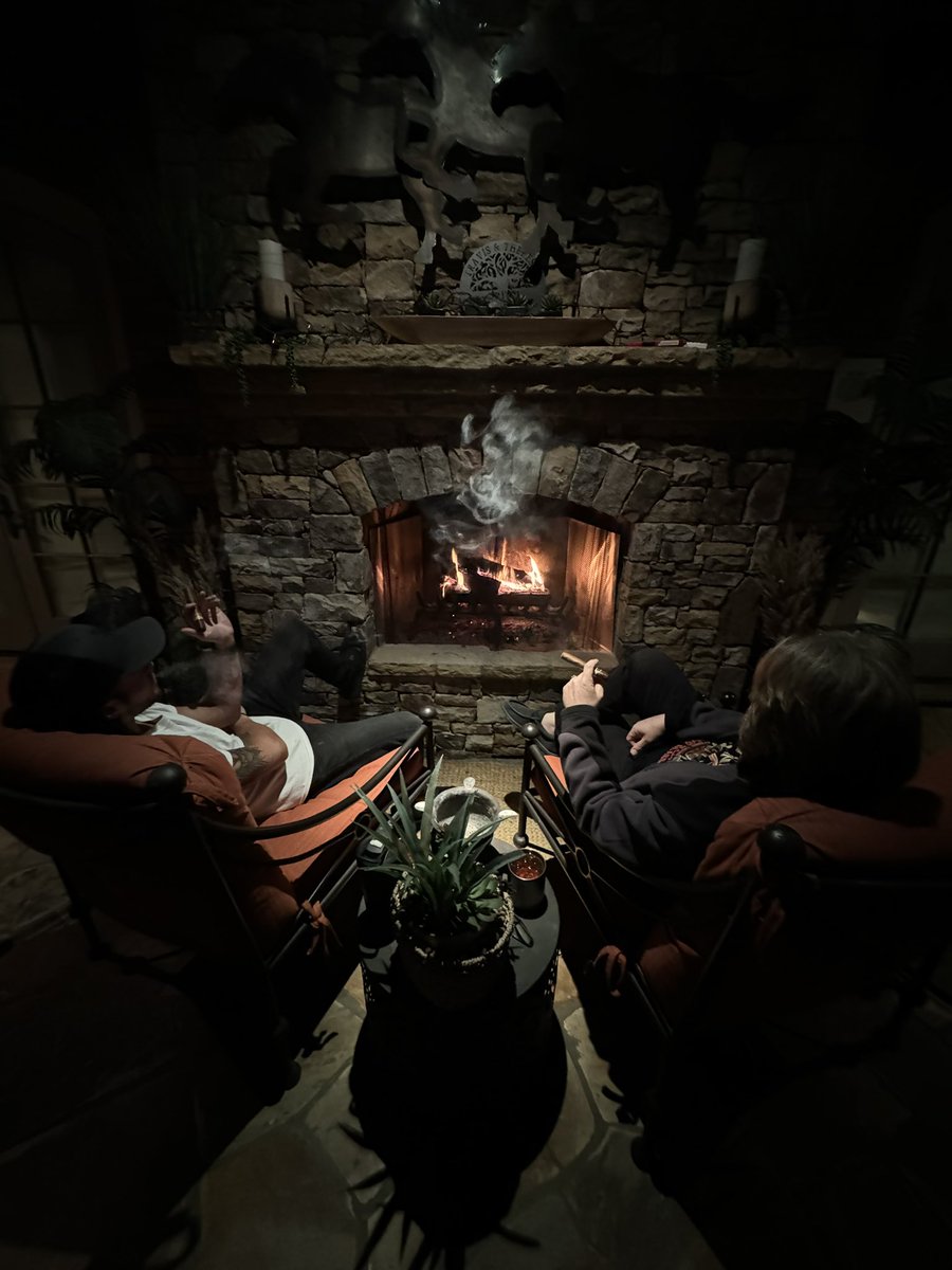 Travis Tritt tweet media