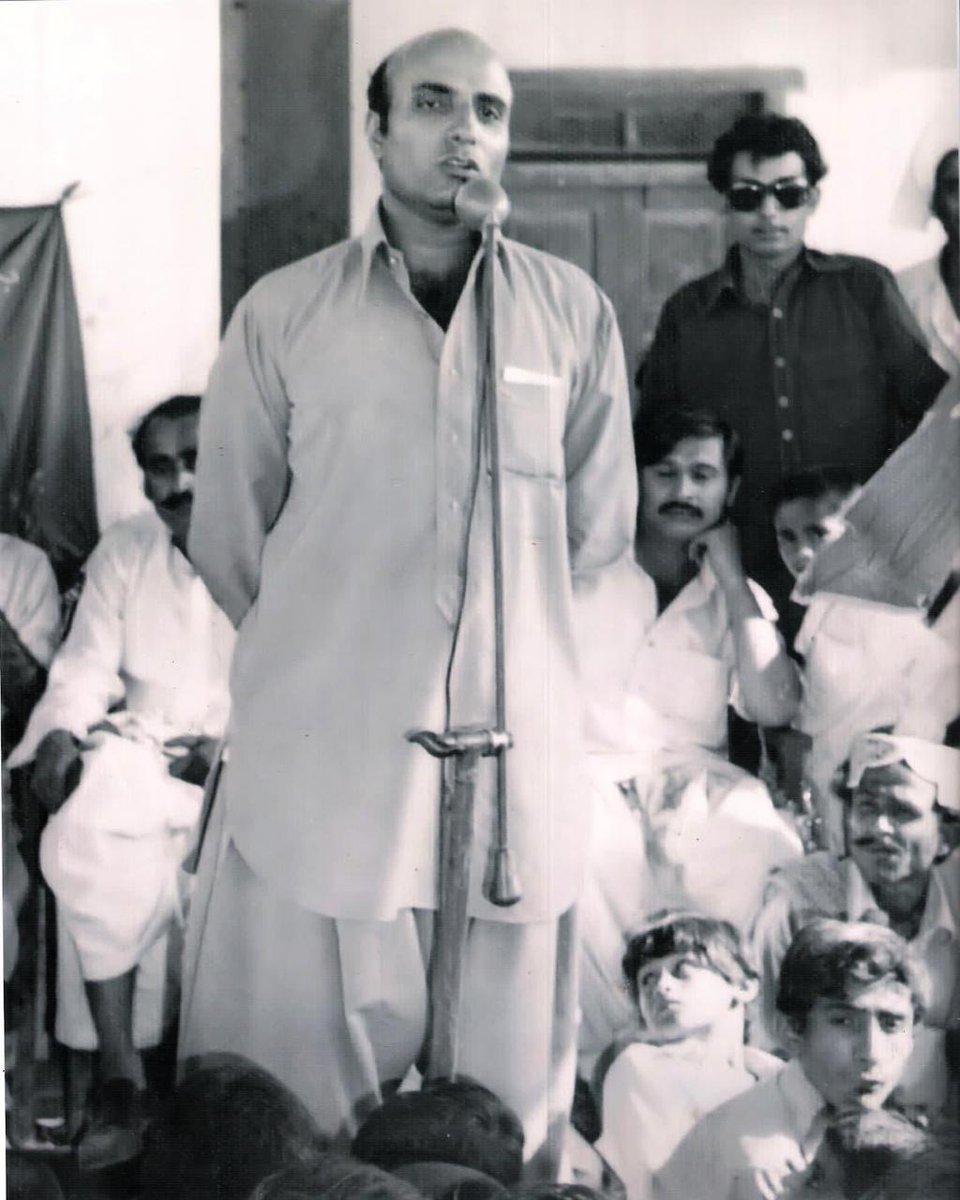 AAliRahu's tweet photo. ناحق ناحق خونن جي بدلن جو نالو فاضل آ 
#ShaheedFazilRahoo https://t.co/S086Jtvdd9