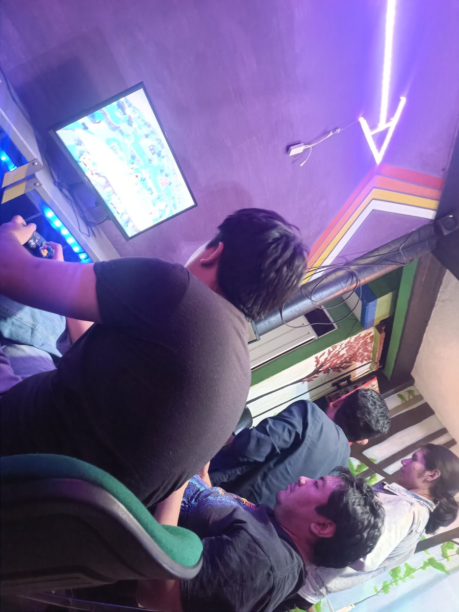 AzteroidGaming's tweet photo. Se concluyó le primer torneo 15nal de AZT muchas gracias a todos los participantes nos vemos en 15 mejoren. 🐲 https://t.co/rDlyy0NlnB