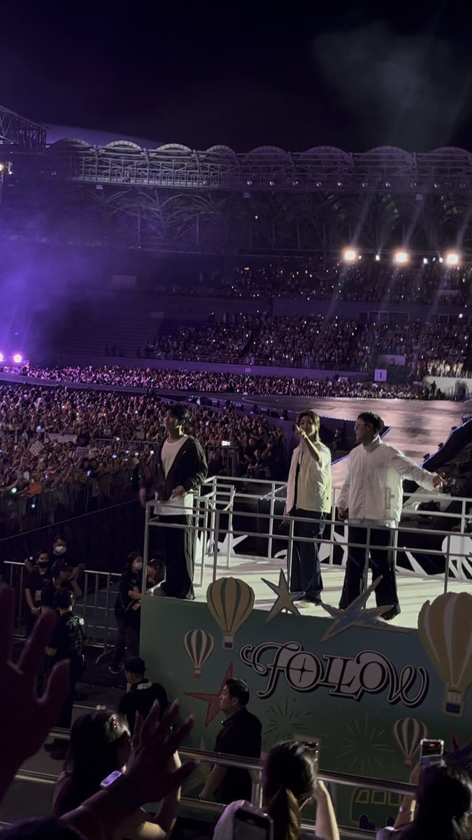 decenaira's tweet photo. 6 years in the making 🥹🤍 

seventeen always!!!!! (ofc lumabas with new biases LOL) https://t.co/EZmsYqHumG