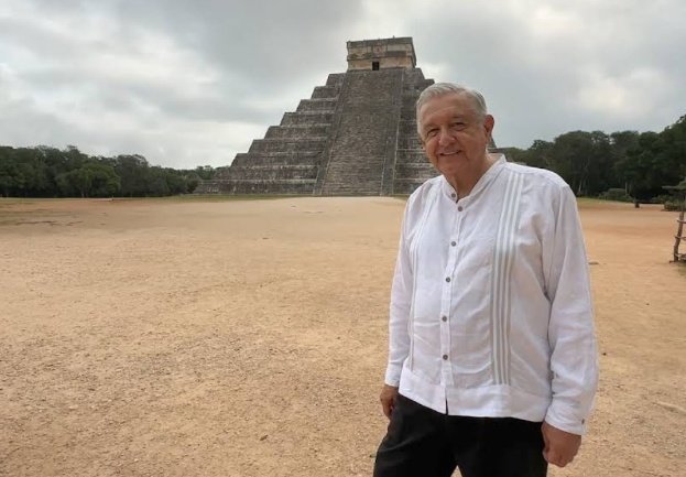 ¡Seré breve!
!Andrés Manuel López Obrador es el mejor presidente del mundo!
             ¿Suscribes?🖐🏾