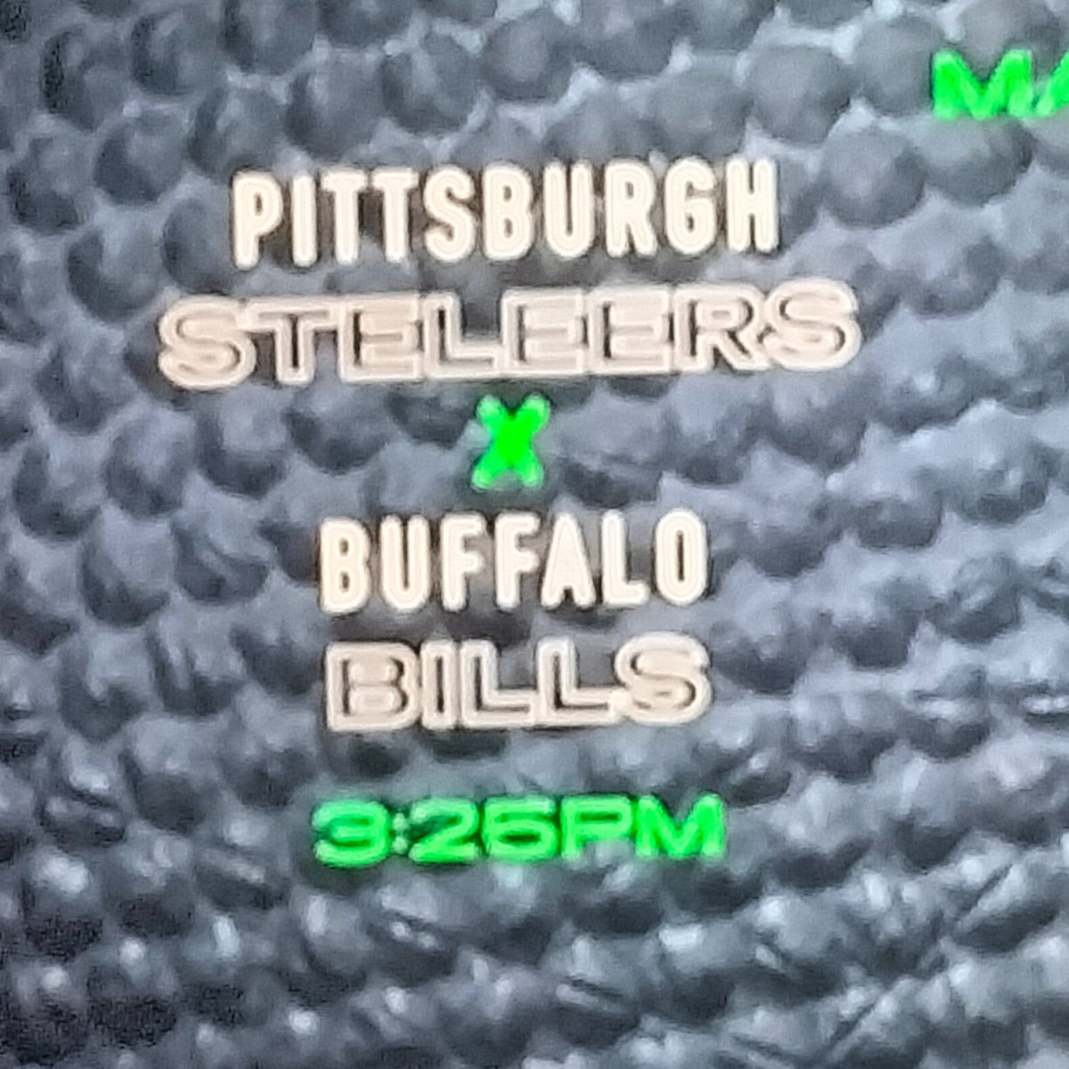 cesarchavezb's tweet photo. #tupasecompleto ya le avisaron al becario que no copio/pego bien el nombre de Steelers? https://t.co/wzK9UX32fQ
