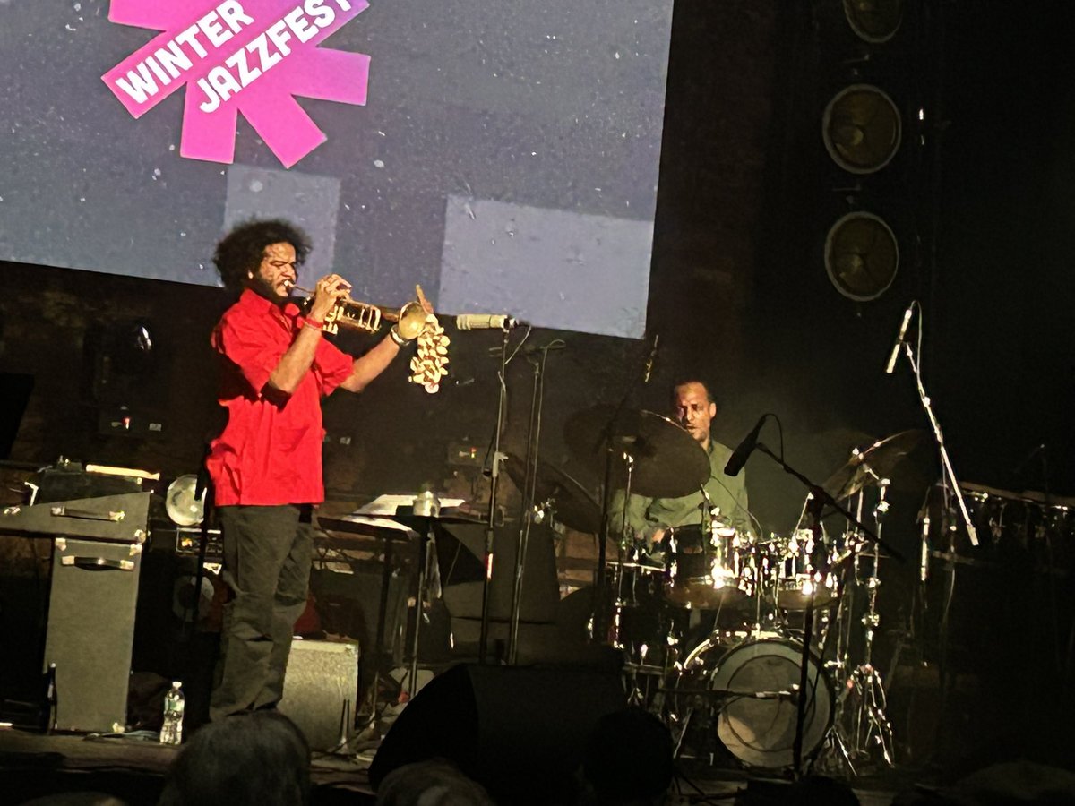 With line-up of @bartz_gary Billy Hart, David Murray, @shabakah @blackearthmuse Ahmed Abdullah @moormother Charles Burnham @lukeostewart, et al. Night at The East tribute was bound not to miss but it was opener @AquilesPTY Tcheser Holmes more focused set that left the impression