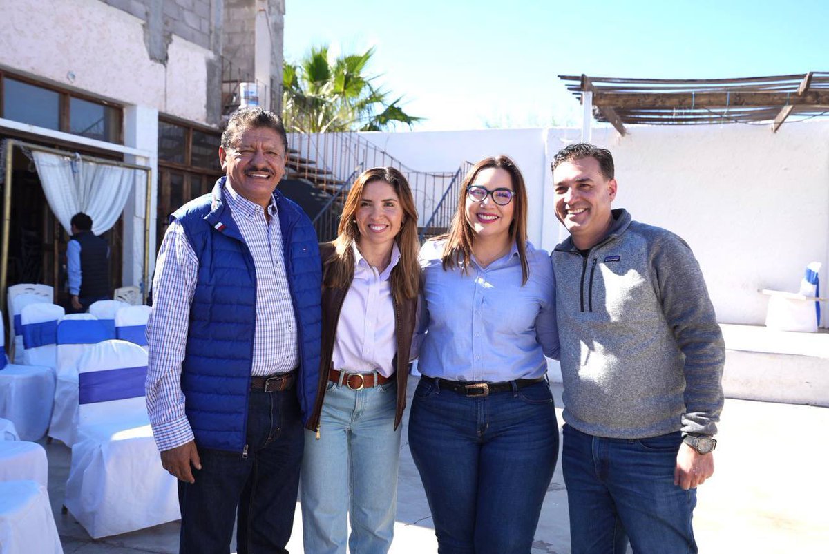 SusanaZatarain's tweet photo. Estuve con simpatizantes y militantes del #PAN en la colonia #Miramar de #Loreto, me expresaron su apoyo en esta precampaña y se mostraron emocionados ante la idea de que me convierta en su candidata a senadora por nuestro estado. 

#SZ24 #Z24 #SusanaSenadora #LaEsperanzaEsDeTodos #BCS #2024