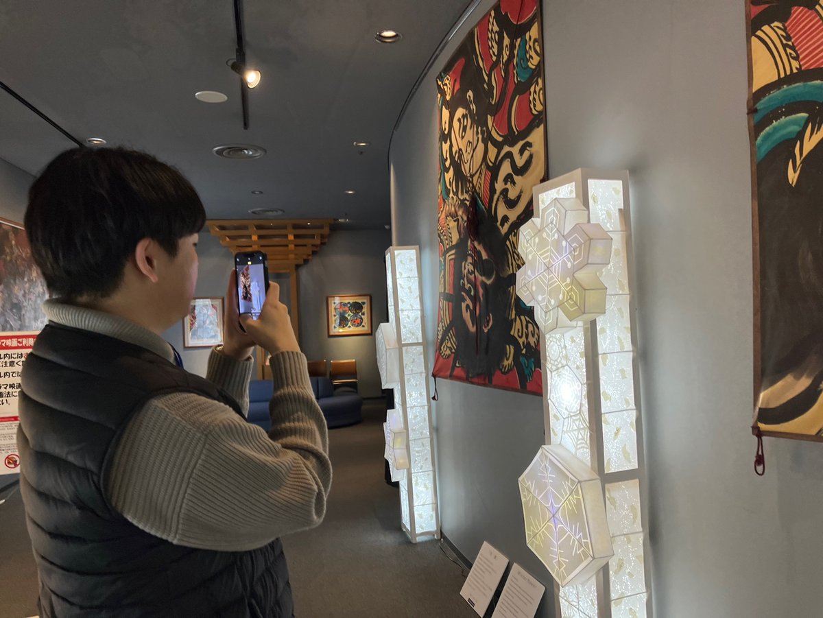 JKCF's tweet image. #JENESYS 韓国青年訪日団（第4～5団）
4日日（1/12）
#青森 での日程開始

県庁表敬・講義聴講の後
昼食は #青森魚菜センター で
元祖『 #青森のっけ丼 』を頂きました

午後は
#一般社団法人tsumugu 様の取り組みについて伺いました

↓
↓